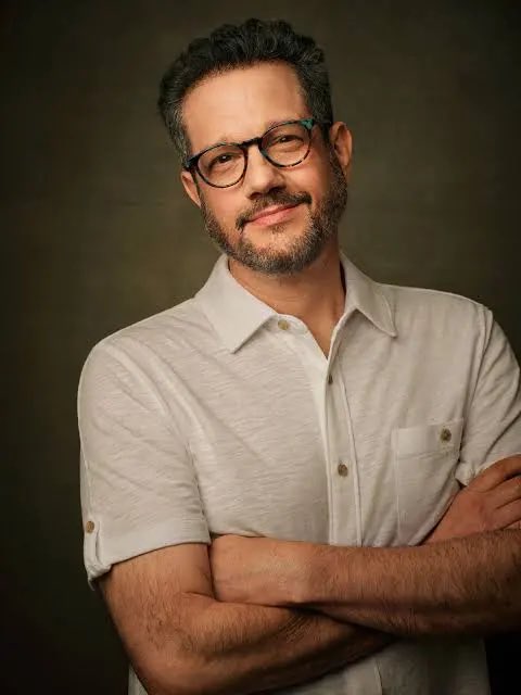 distarplusss's tweet photo. #ULTIMAHORA🚨| SECUELA! Se anuncia que #MarvelEstudios se encuentra desarrollando un Especial Secuela de #WerewolfByNight con #MichaelGiacchino dirigiéndolo nuevamente! Se espera que en las próximas semanas veamos al elenco que regresará y la nueva historia que desarrollará. Solo en #DisneyPlus 🩵🐺