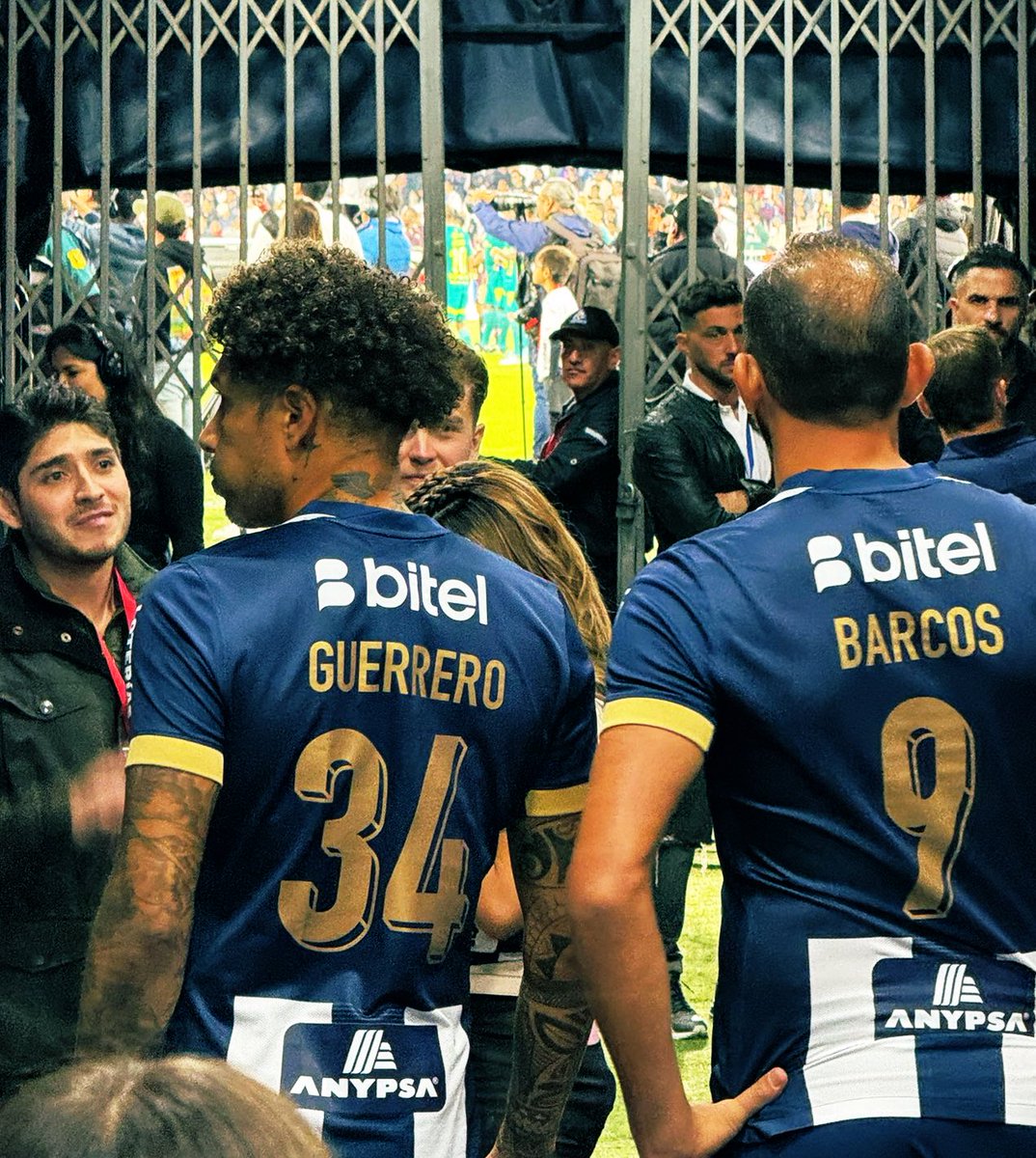 HOY desde las 10:30pm no te pierdas <a href="/losrenegrones/">LosRenegrones</a> con toda la información y análisis de la actualidad blanquiazul…

Los esperamos

En vivo por youtube.com/watch?v=aOMlQa…