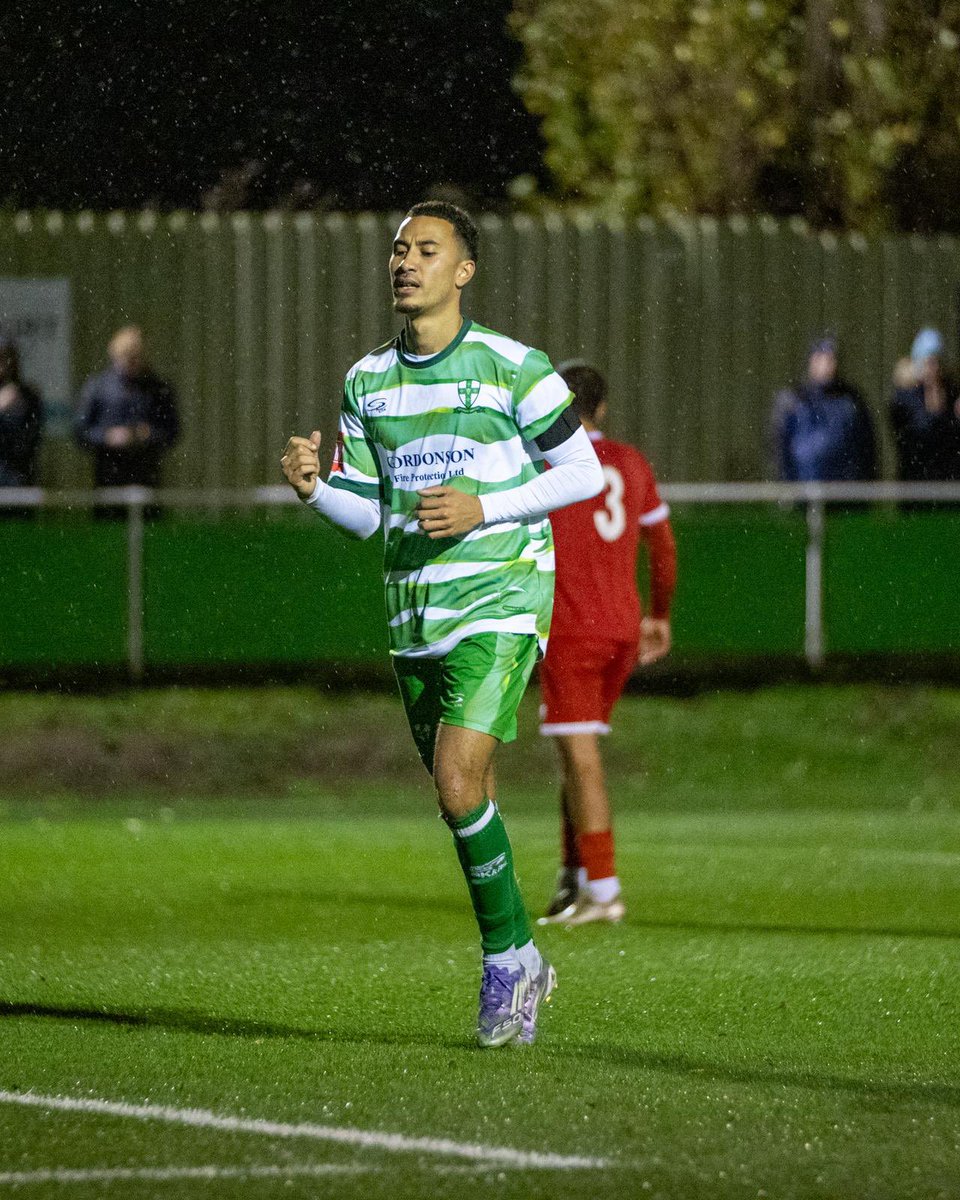Hat-Trick Hero 🎩 

Mr Kai Brown everyone 👏

#UpTheAbbotts #NeverGonnaGiveYouUp // <a href="/BobSharmanPhoto/">Bob Sharman</a> <a href="/IsthmianLeague/">The Pitching In Isthmian League</a>