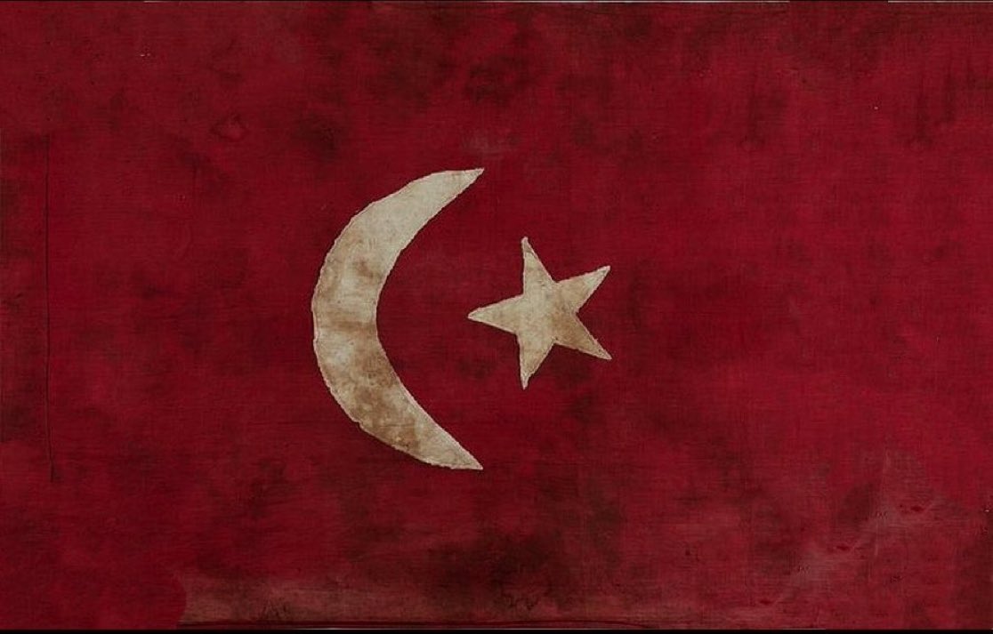 Bu topraklarda binlerce şehit evladımızın kanı var!

İlelebet savunacağız!