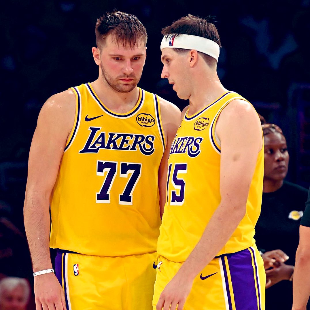 LakeShowYo tweet media