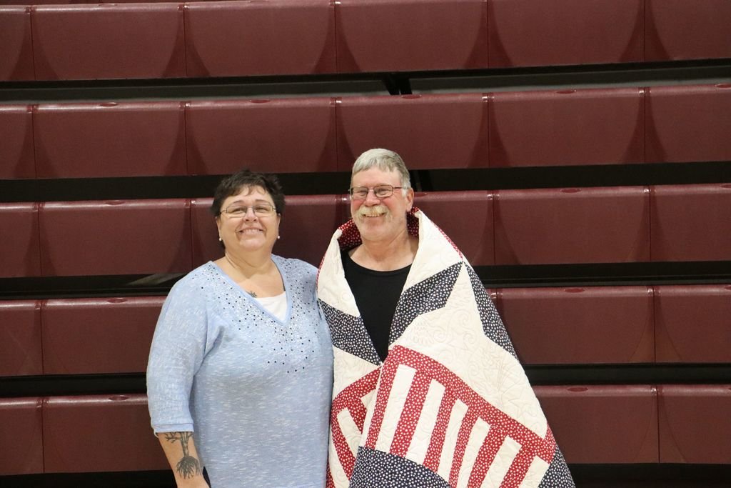 MennoWolves's tweet image. At our Veterans Day Program 14 Veterans received either a Quilt of Valor or a Quilt of Honor. Four Quilts of Valor were given out and ten Quilts of Honor were given out. Pictured are various recipients and their families.