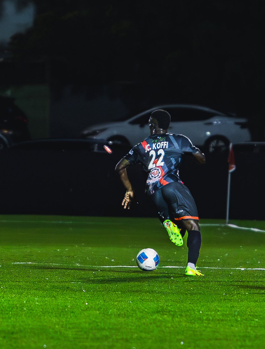 kingkoffi_'s tweet photo. 🔴🖤 https://t.co/YXBj3ujbzz