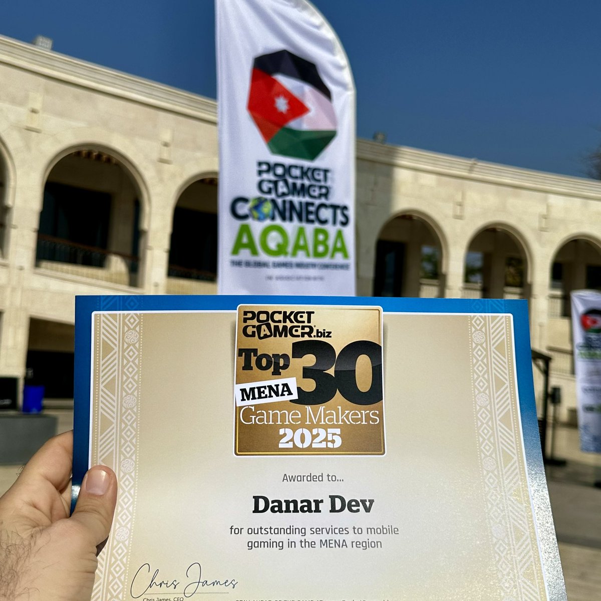 Danar (دانر) tweet media