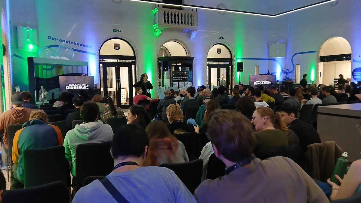 In our two-day preamble to #2025SVP, my labmate and I walked with dinosaurs fr.