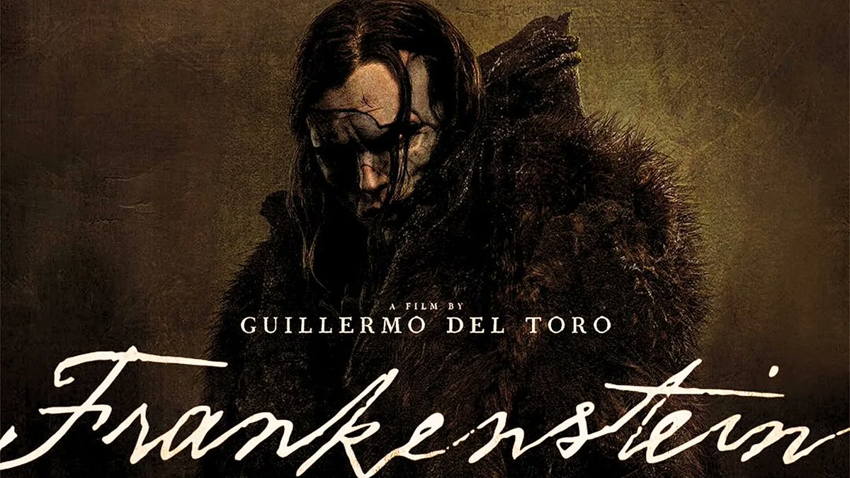 jcsosazpurua's tweet photo. Guillermo del Toro comprendió la belleza de Frankenstein

«Frankenstein» de Guillermo del Toro es una obra de arte en la dimensión total del concepto, el Gesamtkunstwerk de Richard Wagner. Los detalles son cuidados con el ojo de un poeta que logra que la belleza se manifieste en cada toma. La escenografía corta el aliento. Pocas veces la atmósfera gótica se ha captado con tal precisión artística, que hace que el espectador sienta estar presente, respirando el mismo aire que los personajes.

Por su parte, la música compuesta por Alexandre Desplat es sublime, mientras que el vestuario se vuelve una expresión simbólica en sí misma, rico en claves interpretativas que son sugeridas por los colores, las formas y el brillo de la joyas, auténticas piezas de colección. Los paisajes: el hielo del Polo Norte con el barco encallado, el sol con su paleta cromática que acaricia, el bosque descubierto por ojos vírgenes que hacen que el mismo luzca encantado, la biblioteca que recuerda a la del Monasterio de San Lorenzo de El Escorial, los salones del palacio, el comedor, el edificio donde se levanta el laboratorio, el aula universitaria y las catacumbas donde se encadena a la criatura; cada escena muestra una imagen que se transforma en arte y belleza, al punto que si observamos el film con el único objetivo de analizar su estética ya nos podemos dar por satisfechos.

Pero el tema es que estos detalles apenas son el marco donde se lleva a cabo la mejor historia de Frankenstein que se ha presentado en la pantalla, o que se haya escrito, rivalizando con el mismísimo original de Mary Shelley.

Del Toro comprendió la esencia del personaje como si se hubiera metido dentro del corazón de su creadora y hubiera sentido los latidos experimentados en la producción de aquellas letras escritas al borde del lago Lemán. La figura del “monstruo” abandona el cliché hollywoodense para volverse una escultura griega, con cicatrices que no horrorizan porque son las huellas de una historia, como si se tratase de un kintsugi humano.

El guion es magnífico y un evidente reflejo de alguien que se crio en una biblioteca, leyendo cada libro con la compulsión de un hechizado. Del Toro no solo es un cineasta superdotado, sino un escritor genial, que demuestra con sus frases que el mismo talento para crear cine lo aplica para crear universos literarios.

Hay una frase que no he dejado de reflexionar desde que la escuché en el film. Tras el repaso de su propia vida, y ya en el lecho de muerte, Víctor le dice a la criatura: “deseo que pronuncies mi nombre, que nunca significó nada para mí. Deseo que lo pronuncies como lo hiciste cuando te di la vida, y cuando al pronunciarlo contenía tu universo entero”. Es un pensamiento cargado de las emociones contenidas en una existencia, expresadas en el momento cumbre, cuando comprendemos que hemos presenciado la historia de un padre y un hijo como pocas veces un artista ha sido capaz de plasmar.

Del Toro capta la esencia de Frankenstein y tuvo el criterio acertado de contratar a un actor juvenil, a quien le cambió el destino con esa oportunidad. Jacob Elordi es joven, pero lleva dentro de sí un mundo de emociones propias de los ancianos sabios, que han vivido y sufrido, atravesando los caminos de la existencia sintiendo a su paso cada emoción posible de ser sentida.

La interpretación de Elordi es de lo mejor que he visto. Es impactante ver a un actor incipiente, con toda una carrera por delante, exponer con semejante virtuosismo sentimientos tan complejos, que sabe expresar con una mirada, al mover su cuerpo, con la expresión de su rostro y los tonos vocales perfectos. Es una actuación memorable, digna de los premios más prestigiosos y capaz de permanecer para siempre en el recuerdo del espectador. Es un papel difícil. Cada escena corre el riego de caricaturizarse con el mínimo error interpretativo. Pero no los hay, ni uno. Las escenas donde aparece Elordi son un master class, y eso no se logra a menos de que el intérprete haya sentido en sus entrañas las emociones que transmite. Cuando el actor afirma que nunca se había identificado de forma tan exacta con un personaje, se lo creemos.

Por primera vez vemos a un Frankenstein que produce la ternura y la compasión que le son intrínsecos, la inocencia y el espíritu de asombro, el miedo y la rabia contenida, el deseo de humanidad y, en especial, la soledad, la más oscura, silente y fría soledad.

Elordi es un mago generando esas emociones. Provoca una empatía sobrecogedora, al punto de querer introducirnos en la pantalla para abrazarlo. Los demás actores, virtuosos y experimentados, lucen como novatos al lado de este actor que pertenece a la misma liga que Daniel Day Lewis y Christian Bale.

Guillermo Del Toro además logra captar (¡por fin alguien lo hace!) la intención de Shelley cuando esta denominó a su hijo literario: “El moderno Prometeo”. El director mexicano dota a Frankenstein de la inmortalidad de los dioses y del poder de salvar a la humanidad con sus acciones. El fuego redentor produce el renacimiento, e incluye la inmersión en el agua que crea el efecto de un niño en la placenta materna. Su cuerpo se regenera de cualquier ataque y la fuerza que despliega es capaz de mover un barco y darle un giro a la suerte de su tripulación, devolviéndoles la vida y la posibilidad de navegar hacia un horizonte promisorio.

Si Prometeo le regresó el fuego a los hombres, Frankenstein le brinda el calor humano a su creador y la esperanza a unos marineros que, como en el Pequod de Moby Dick, representan a la humanidad completa. Desde la antigua Grecia, los dioses nos han envidiado la mortalidad. En Frankenstein ese deseo se palpa de manera natural y no es poco el logro de Del Toro produciéndonos la sensación de la importancia del Memento Mori y la razón justificada del Olimpo para sentir celos de los mortales.

El monstruo de Del Toro no es la criatura creada por Víctor. En este film, Frankenstein es lo que debe ser: un espíritu errante que anhela amor y comprensión, mientras choca contra la naturaleza humana, con todas sus miserias y limitaciones.

El “monstruo” de Guillermo del Toro es un salto adelante en la evolución del Sapiens. Su Frankenstein es un ser hermoso, que solo necesita un gesto noble para sentirse vivo y valioso.

https://t.co/GuV06mNJRm