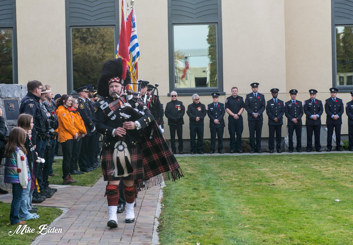 Penticton Fire Photographer - Mike Biden tweet media
