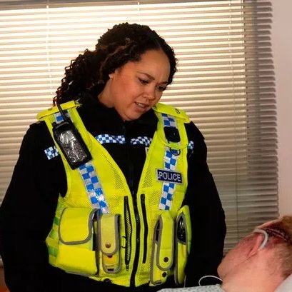 LikeATattoooooo's tweet image. 444 // Jess Heywood
Played by Donnaleigh Bailey, 2017-2018, 2021, 2022, 2023, 2025

Always nice to see Craigy&apos;s one time partner PC Heywood. My hopes for her are that she figures out everyone around her is corrupt and gets them all sacked. 

#Corrie #CorrieCountdown