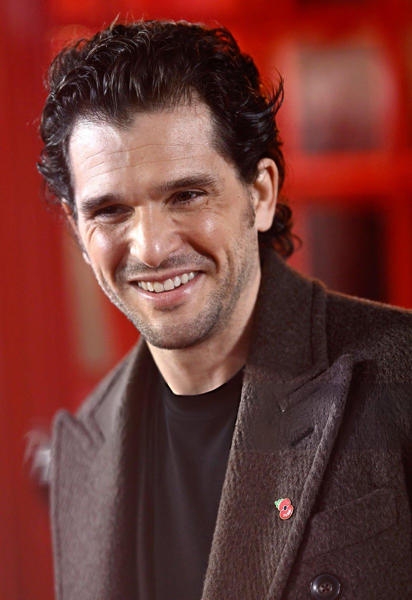 Kit Harington Updates tweet media