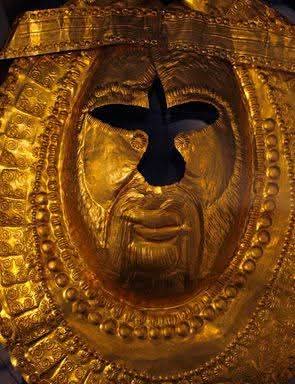 Máscara de oro de un rey tracio (siglo V a. C.) -- Colección privada de Vasil Bozhkov de valiosas piezas tracias, Sofía (Bulgaria)

SOFÍA (REUTERS).- El magnate búlgaro Vasil Bozhkov abre al público su colección privada de valiosas piezas tracias, ofreciendo una visión de una