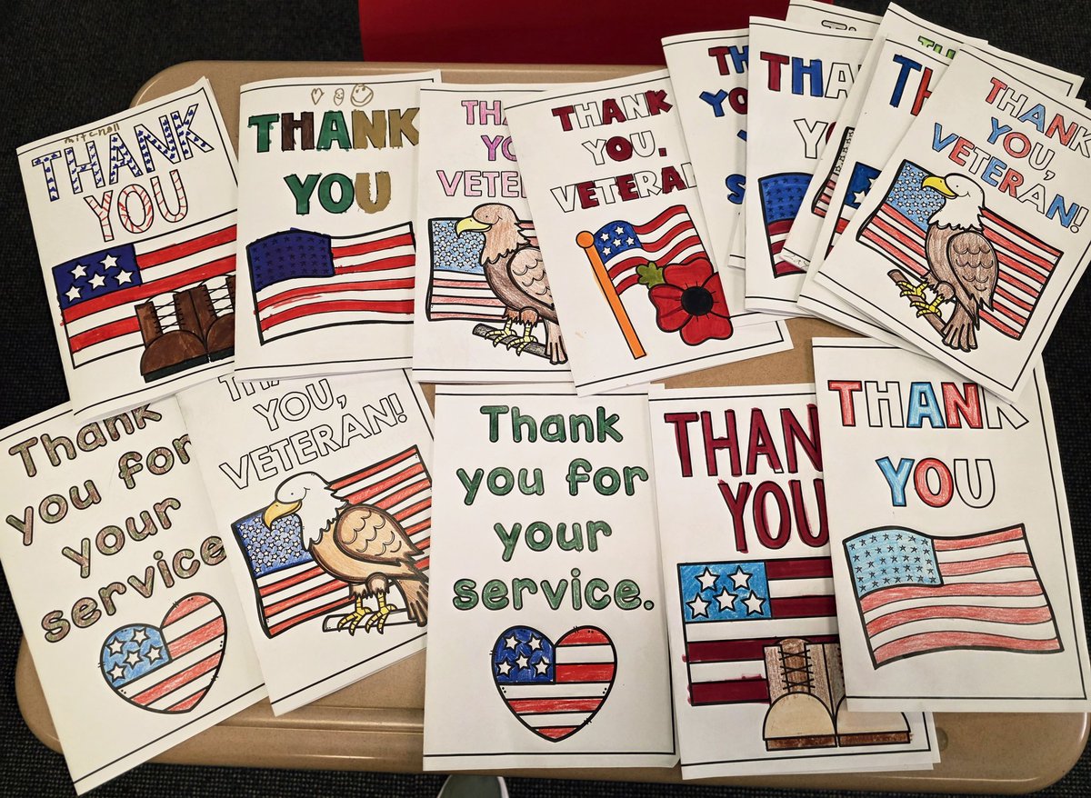 BZ13168's tweet photo. So proud of my kiddos for their efforts in making beautiful Veterans Day cards. The Veterans at American Legion Post 19 Muncie, Indiana greatly enjoyed receiving them! @MuncieSchools https://t.co/9KjhOZIyO9