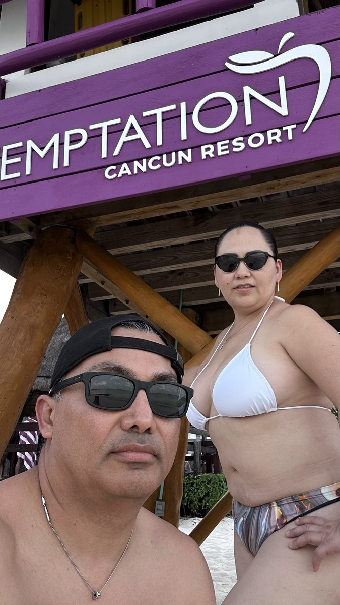 RUTWOLF's tweet photo. Temptations Resort !! https://t.co/83KfTACgJ0