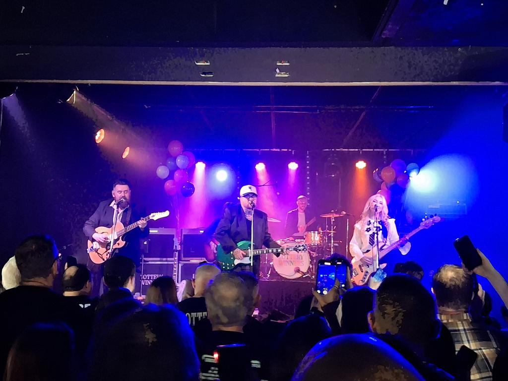 Incredible show by 
<a href="/LotteryWinners/">Lottery Winners</a> 
at La Belle Angele in Edinburgh tonight. If you get the chance to see them on this tour, you must go. If there's a better live band out there, I'd be very impressed.