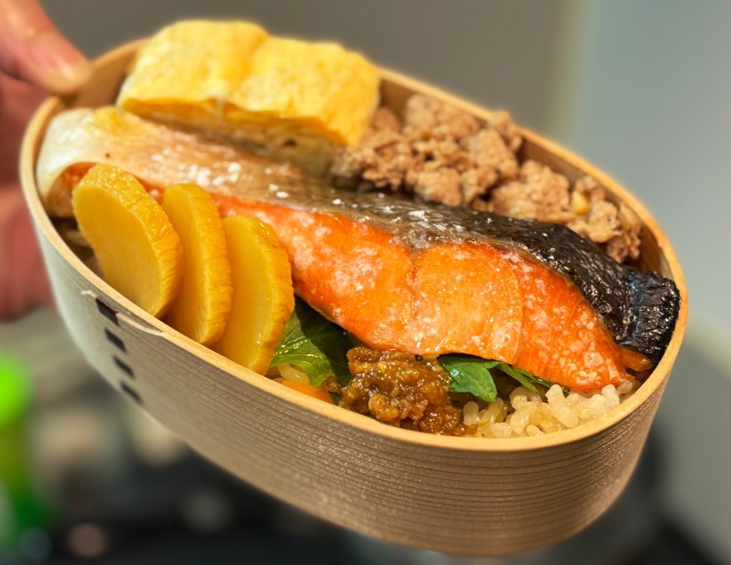 紬(つむぎ)。 on X