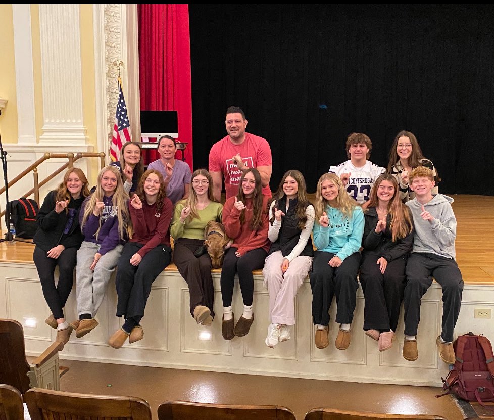 SameHere_Global's tweet photo. Thx to Ticonderoga school district, not far from Lake George for hosting us - #SameHere professional developments w the teachers, & assembly programs with 7-12th graders, PreK-2nd, & 3rd-6th. Different ages - same message: trauma/life challenges impact ALL of us #5in5. @TheoFleury14 #JacksFund