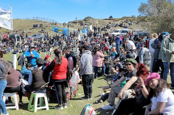 MÁS DE 45 MIL VECINOS Y VECINAS VISITARON LA 5ª EXPO AGROPRODUCTIVA
elojonoticias.com.ar/2025/11/as-de-…