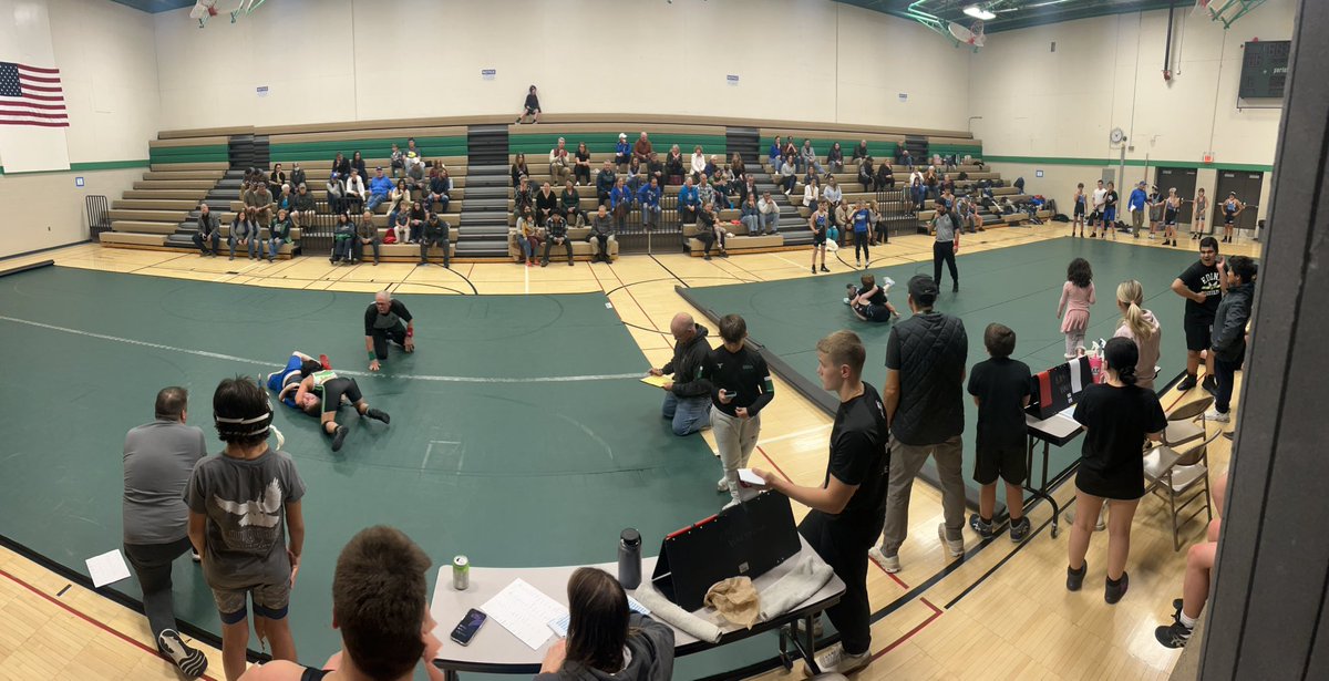 First match of the season for our Middle School team!  Taking on Minnetonka in the VVMS South Gym.