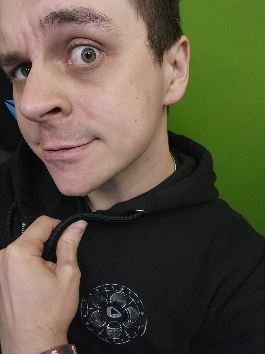 NELL'S DINER HAS ARRIVED IN <a href="/PlayPhasmo/">Phasmophobia</a> ! 👻
Come and get your EXCLUSIVE DROPS! 👻

🔴I'M LIVE!🔴
twitch.tv/dreamwarrior