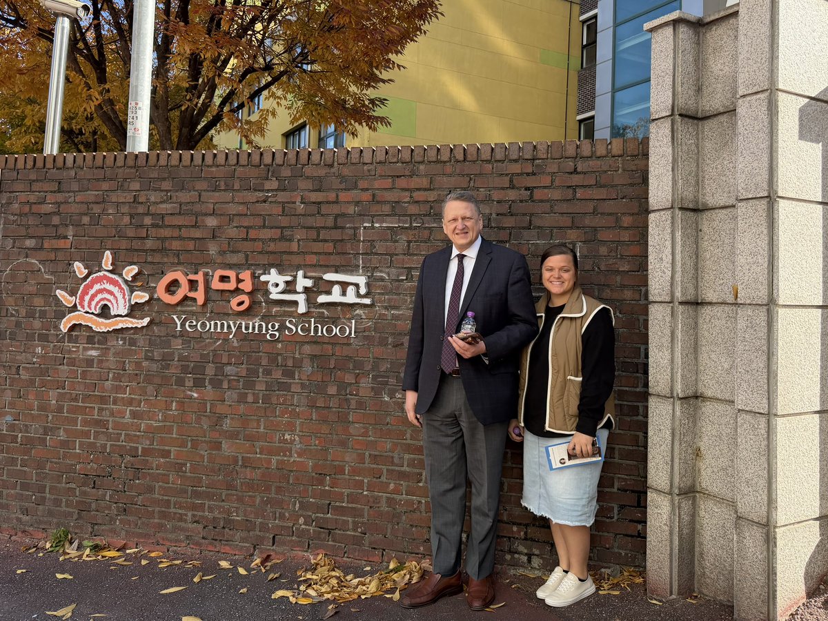jimplank's tweet image. The most touching part of the @ihconvention visit to Korea was the Yeomyung School where North Korean refugees are taught and ministered to. The stories we heard were heartbreaking, but the healing testimonies of the Gospel were so inspiring.