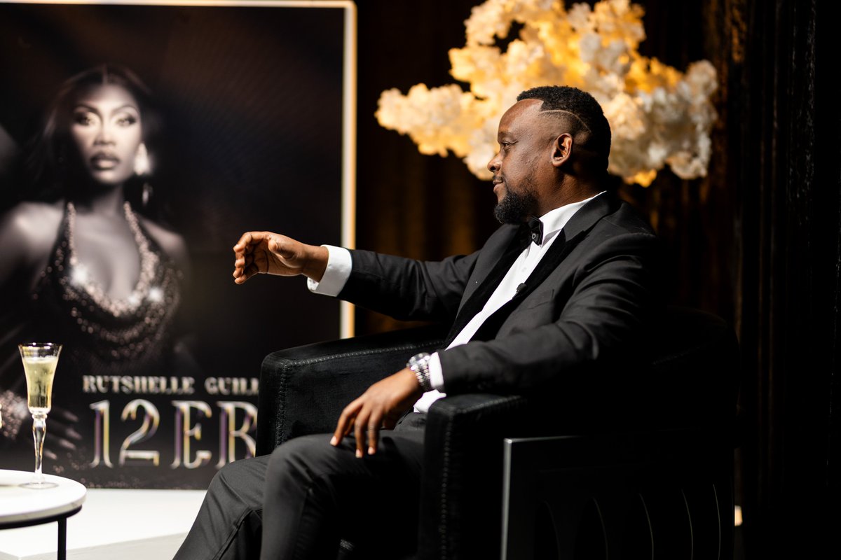 Face à Carel Pedre, Rutshelle Guillaume lève le voile sur 12 Era | Chokarella

Quatre ans après “Quoi qu’il advienne“, Rutshelle Guillaume <a href="/rutshelle/">Rutshelle Guillaume</a> revient avec “12 Era“, son quatrième album solo attendu sur les plateformes de streaming à partir du 12 novembre. Dans un