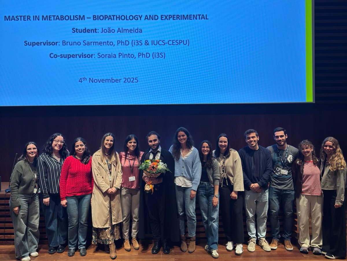 SoraiaP31798283's tweet photo. Congratulations to João Almeida on brilliantly defending his MSc thesis on 4th November at @FMUPorto!🎓🥳
Thank you Sara Baptista da Silva for the excellent discussion.
Thank you @brunocsarmento as supervisor for the guidance given to João.
Thank you all #NTDD members. https://t.co/0GKUPoRzrk