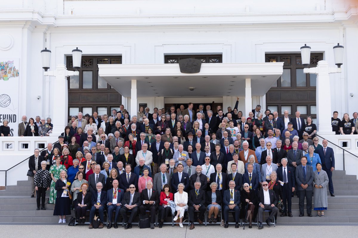 barriecassidy's tweet photo. The dismissal cohort at Old Parliament House. What a reunion! https://t.co/MAJ2JCR5QC