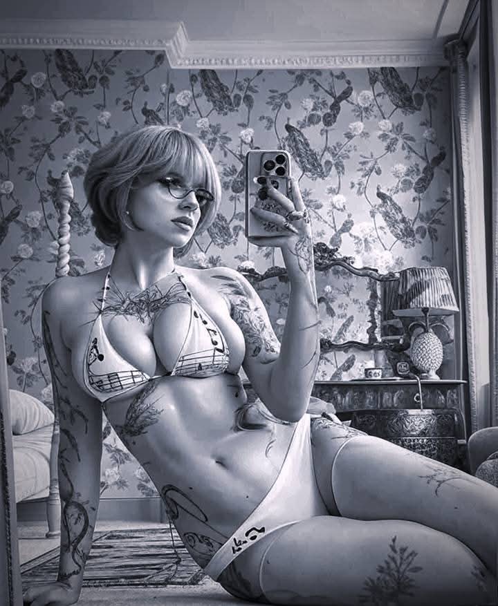 Youn (@younaltor) on Twitter photo 