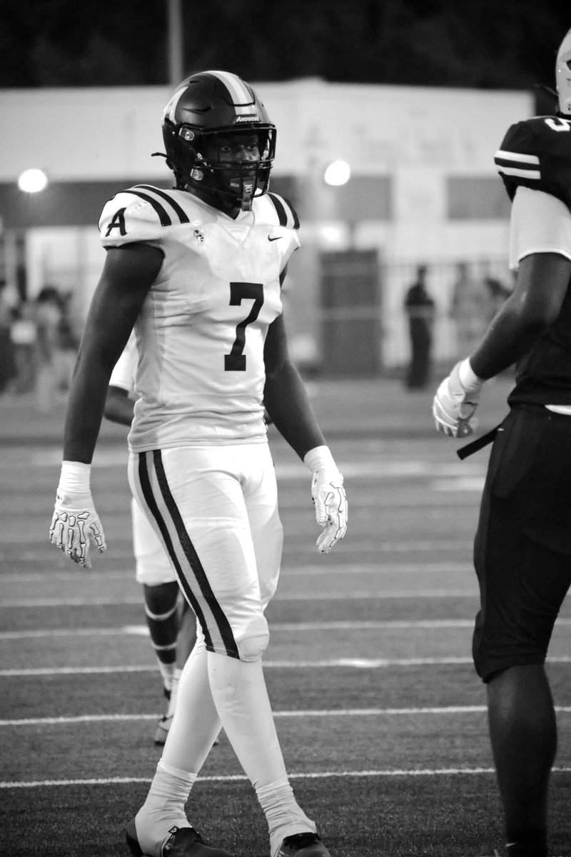 Chris Stewart tweet media