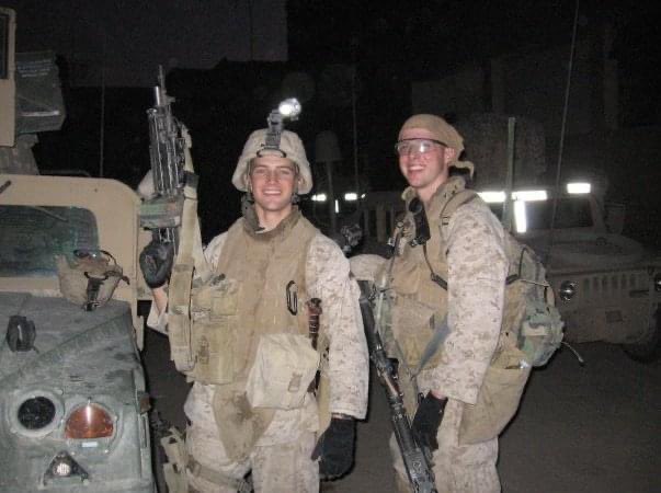 CSJBart's tweet image. Happy Veterans Day to my fellow vets. Go get your Applebees