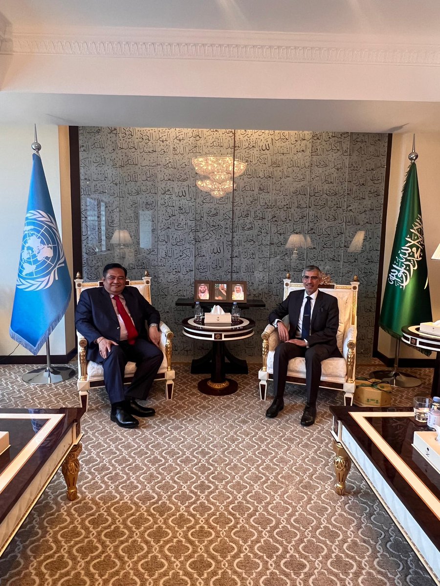 AzALWASIL's tweet image. Just concluded a productive meeting with H.E. Mr. Umar Hadi, Permanent Representative of the Republic of #Indonesia to the #UnitedNations. We exchanged views on shared priorities within the multilateral agenda and reaffirmed our commitment to continued cooperation and dialogue.…