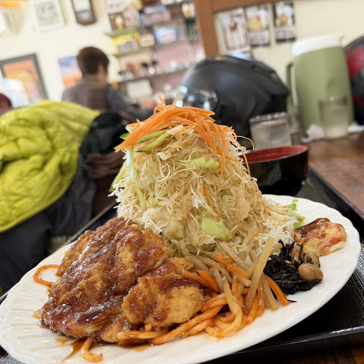 sasukoimama's tweet image. 合流して一緒にランチ
#豊郷小学校旧校舎群