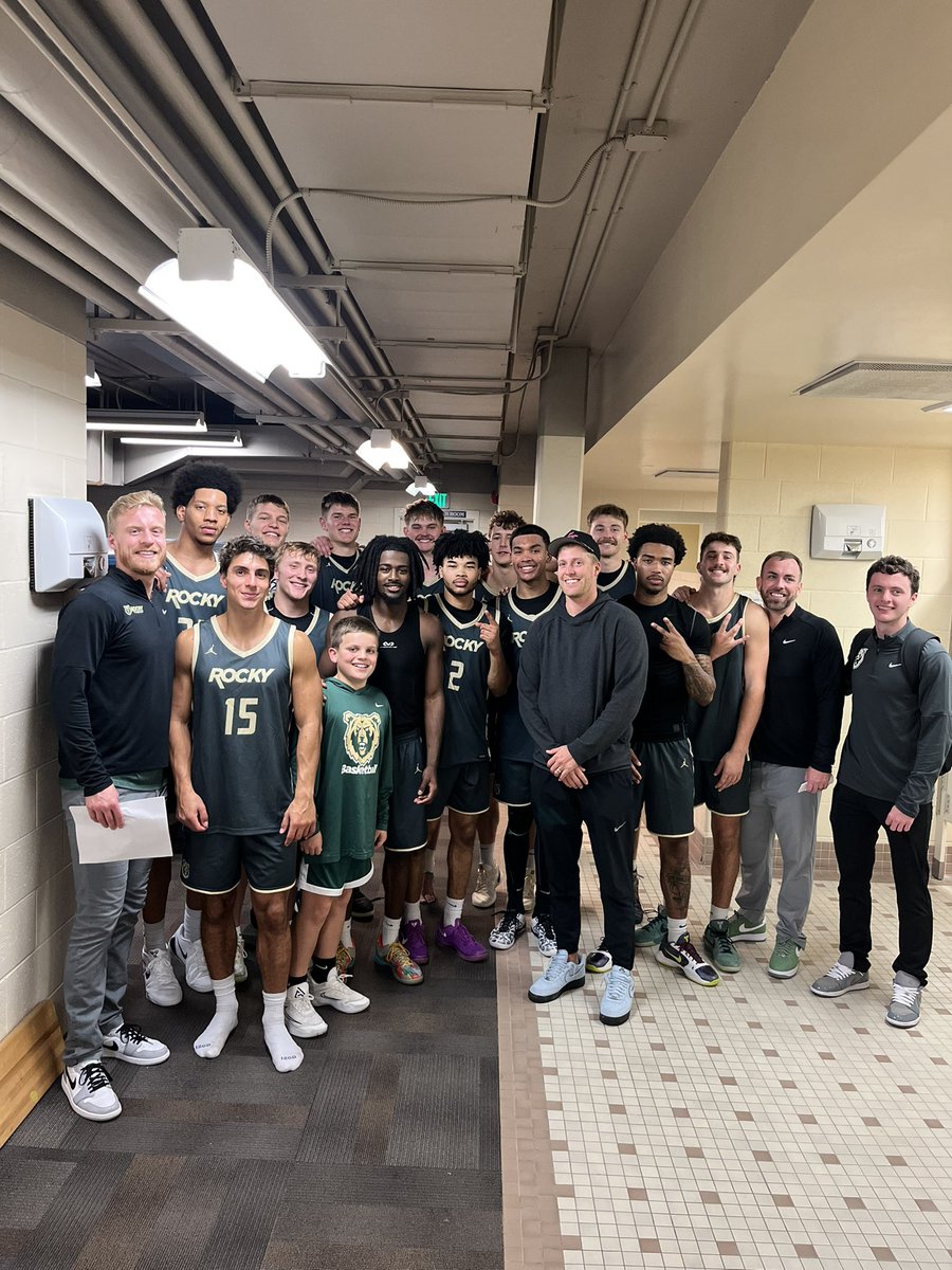 Danny Neville tweet media