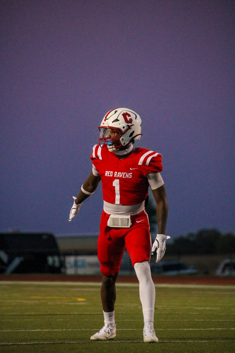 Updated film 🎥 
5’11 180 Ibs Wr‼️
hudl.com/v/2T9XyR