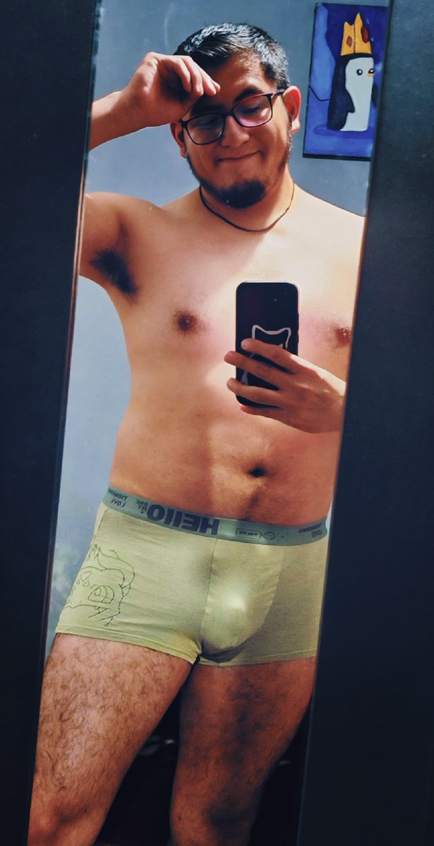 TonyVC333's tweet image. Todos haciendo el trend de Blastoise y yo lo único que puedo presumir es mi boxer de Bulbasaur 😅