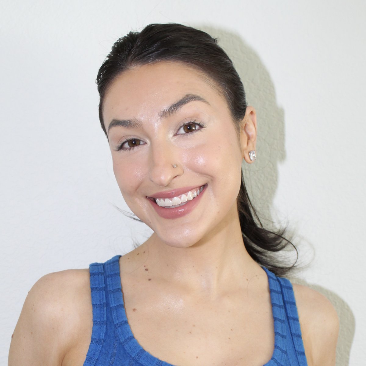 mirenesse's tweet image. ✨ Dreamy Lashes in Seconds? Yes, please! With Vibralash Tubing Mascara, get the fullest, most lifted lashes with a single swipe. Our 3-speed vibrating brush mimics the pros, giving you perfect separation and volume without clumps!💁‍♀️#makeup #lashes #mascara #longlashes