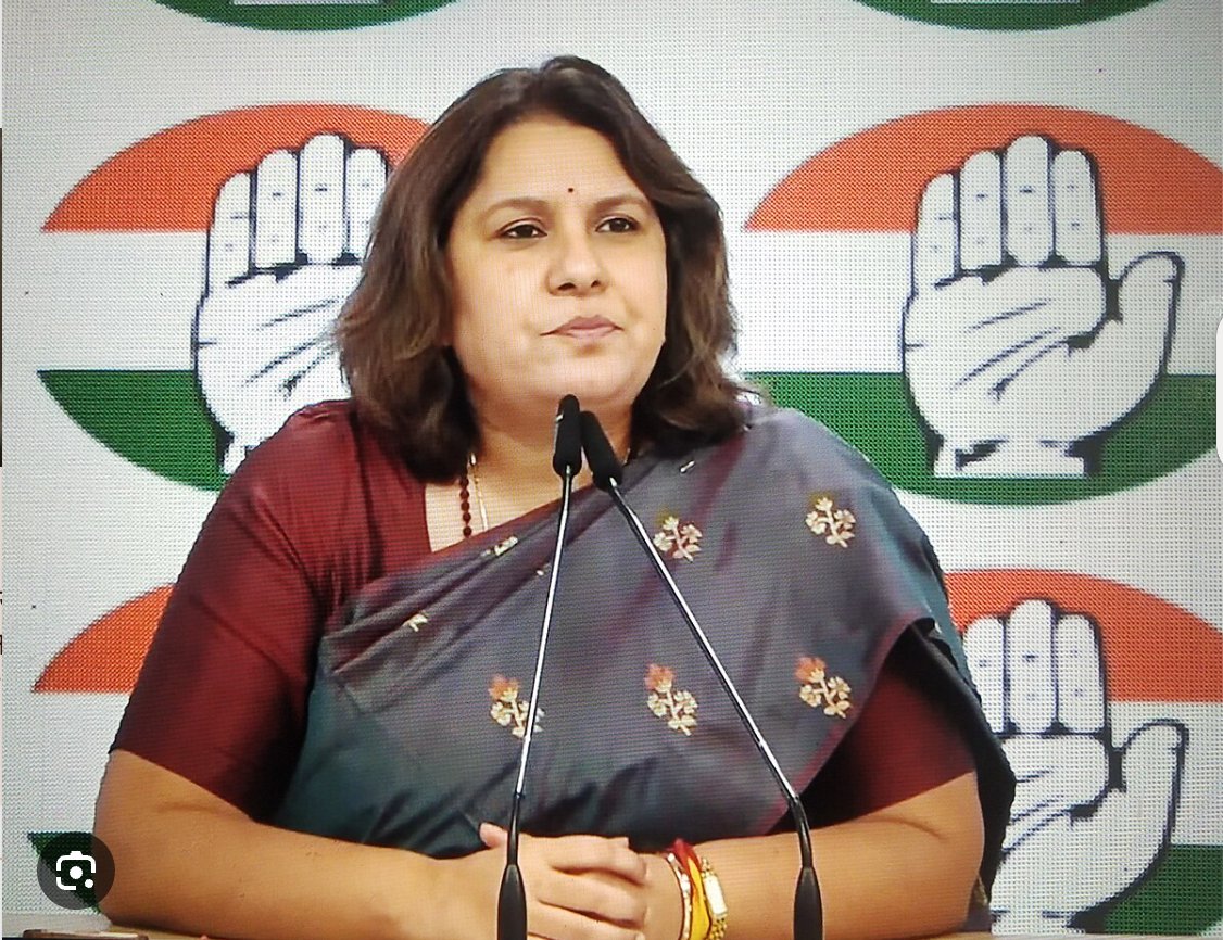 OfficeOfDGP's tweet image. I do not want to hurt anyone, but I am sorry to say that these 4 women I found most abusive &amp;amp; arrogant on TV debate. They do not respect others nor do they have any facts in Hand

U should defend ur Leader, in civilised way

They acted as a catalyst to wipe out their Leader