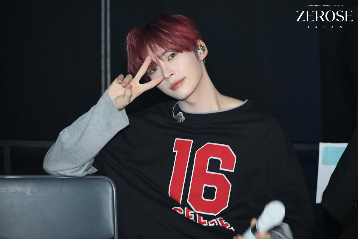mypluffycloud's tweet photo. 251112 ZEROSE JP FC
📷 [HERE&amp;NOW] IN SAITAMA Behind Photos #성한빈 https://t.co/SyqSksHoia