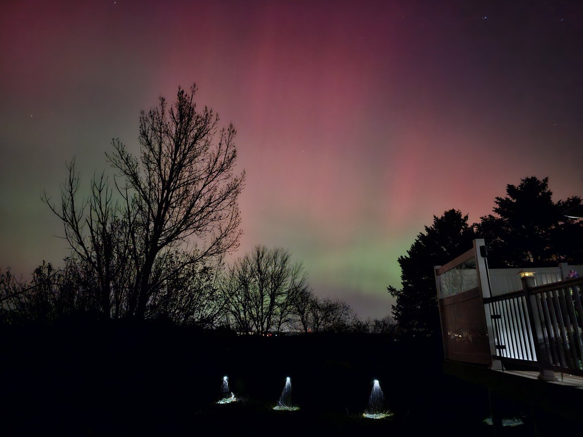 Finally got to see the Aurora Borealis in my lifetime. (The camera does not justify how beautiful it is)