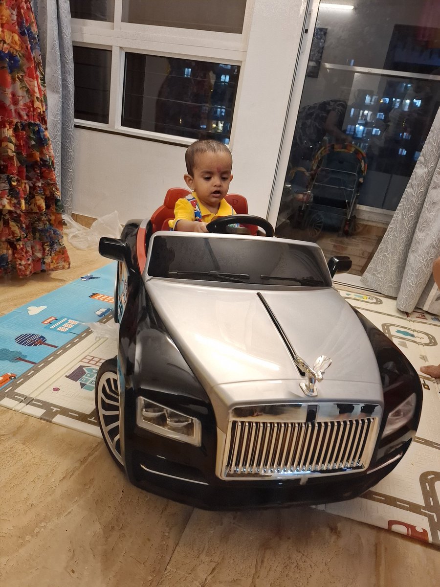 RaapchickRiddhi's tweet photo. Happy #1stBirthday to the cutest li'l troublemaker in town! 🥳🎂😘❤️🎀🎈🧿💫 #nephew https://t.co/t5DXpBOcv3