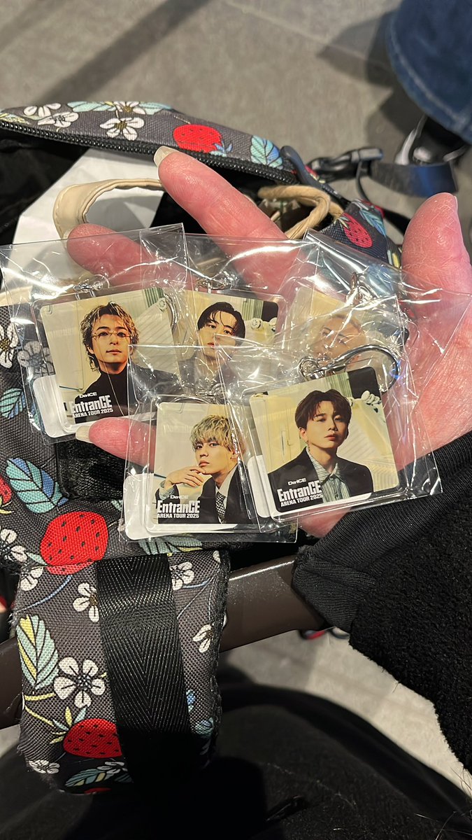 じろ様 オーダーウィッグ 《ヒカル》 ™®haruka15⇄Atelier15⇄大知識人⇄6面 (@haruka15turbo19) / Posts / X