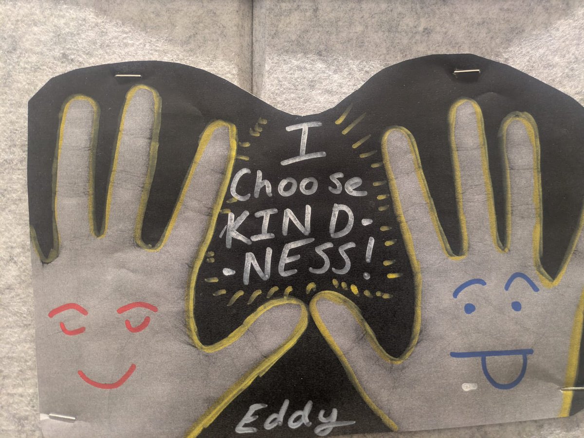 _bsuofficial's tweet image. Anti-bullying week project work @_bsuofficial 🖐️

#BSU #Mongolia #AntiBullying