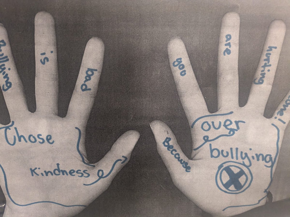 _bsuofficial's tweet image. Anti-bullying week project work @_bsuofficial 🖐️

#BSU #Mongolia #AntiBullying