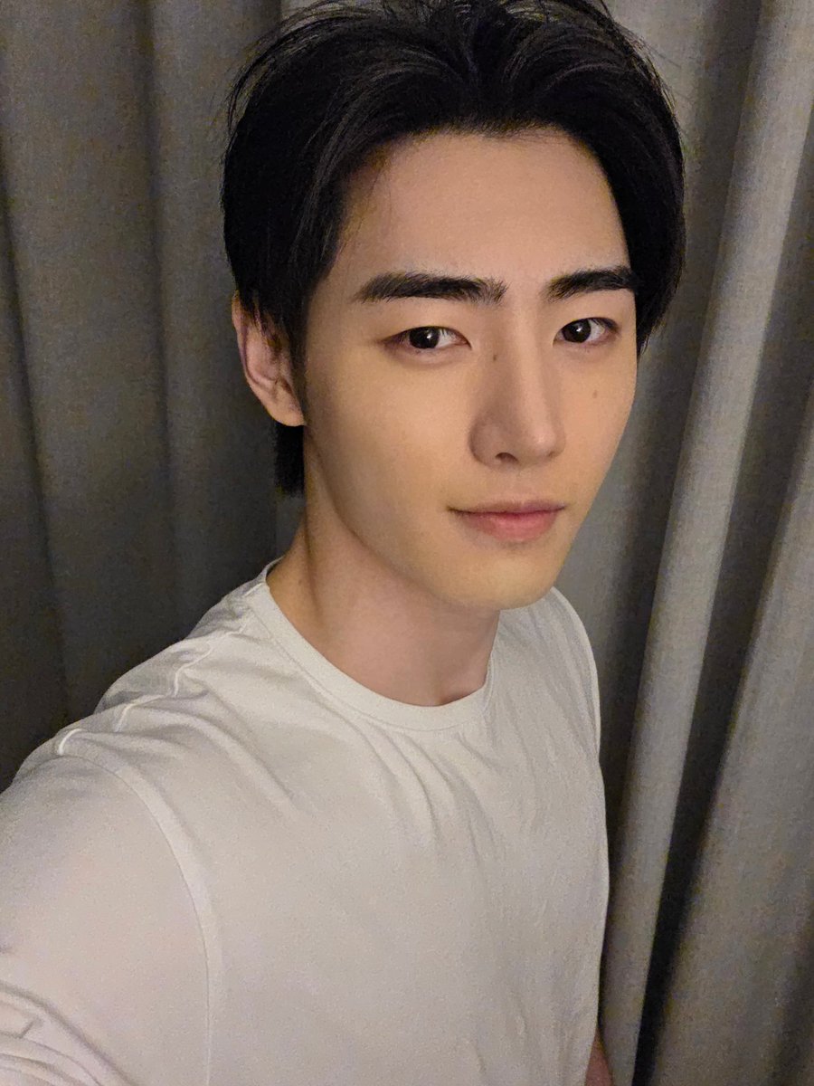 sumghoonz's tweet image. ENGENE, did you eat a lot of Pepero?