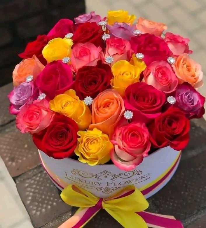 السلام علیکم ورحـــــــمةالله وبركآته

 رب العزت آپ کو کائنات میں موجود ریت کے 
🤲🌻
ذروں, 💦پانی کے قطروں,🍀 درختوں کے پتوں 🦚اور آسمان کے ستاروں💞 سے بھی زیادہ خوشیاں عطا کرے.🎉
🙏👈 پروردگار عالم خوشحال ♥💕اور صحت مند طویل زندگی نصیب فرمائے😍🥰.
🎉آمین  یا رب العالمین.💐