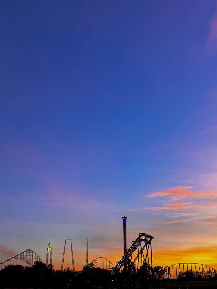 Who do you wish you were watching this sunset with rn?