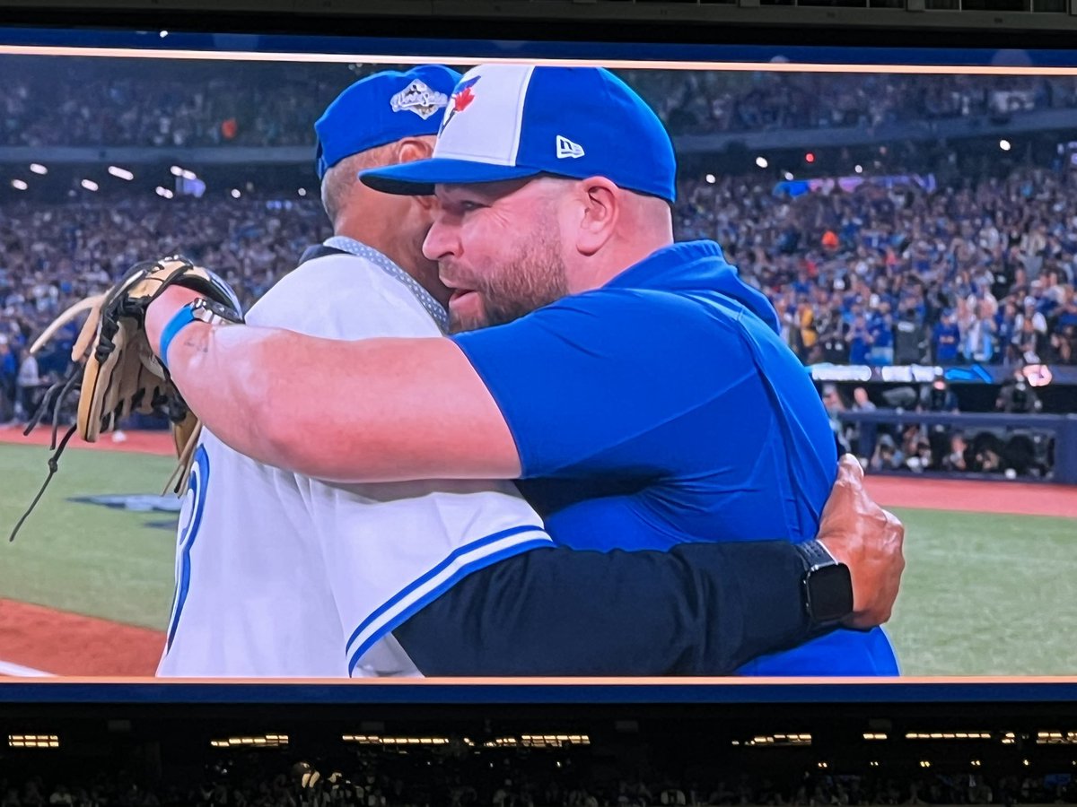 CherylFull's tweet image. Ridiculous choice as AL Manager of the Year. Voght’s team won their division &amp;amp; was in the playoffs last year. John Schneider took the #BlueJays from last to 1st in the toughest division in baseball. Welcome to Canada 🇨🇦 Schneids, Ernie &amp;amp; Kirk know all about it #WantItAll #Robbed