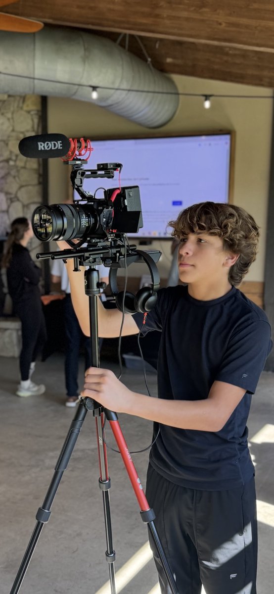 Ouchless Productions tweet media