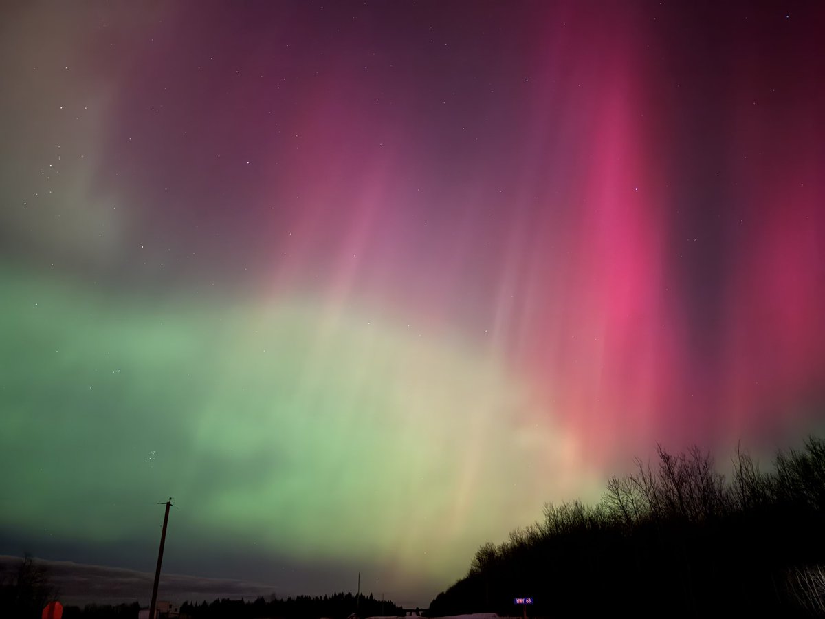 Beautiful lights guiding my trip tonight