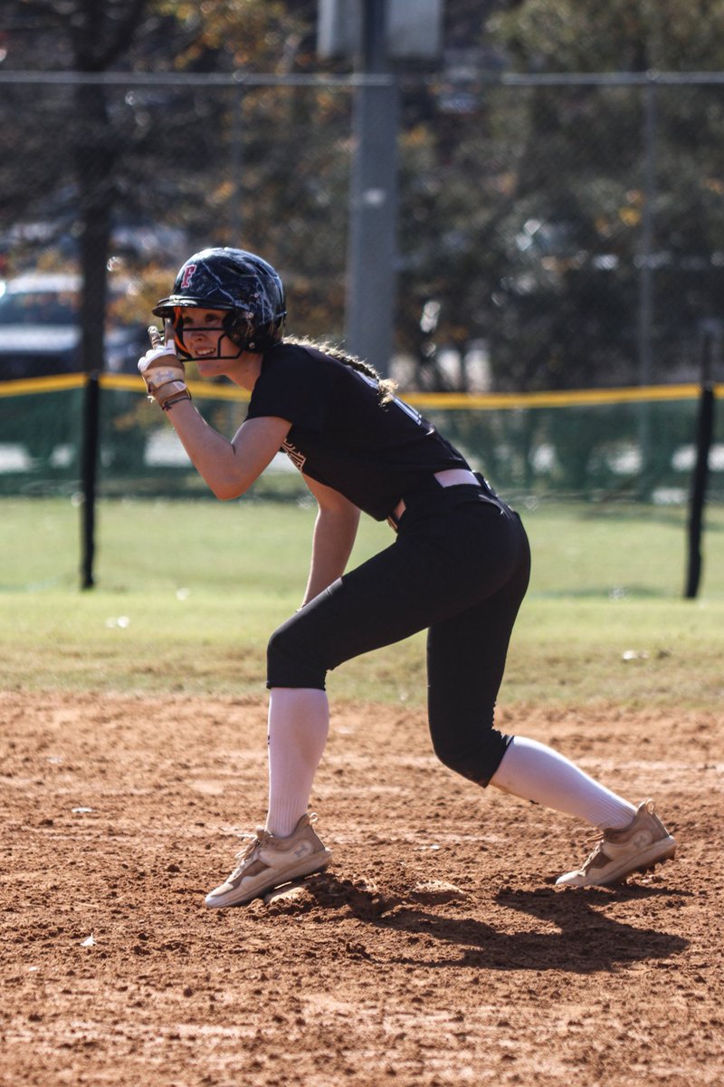 SavannahWinste1's tweet photo. Finished up the fall season in Atlanta! Here are the end of season stats:
- 59 PA
- .530 BA
- 7 RBI’s
- 8 BB
- 14 SB
- 21 Runs
@firecrackersmm @CoachIndiaUMO @CoachJDeitz @TJSmothers 💚🤍 https://t.co/z0wopfOx9r