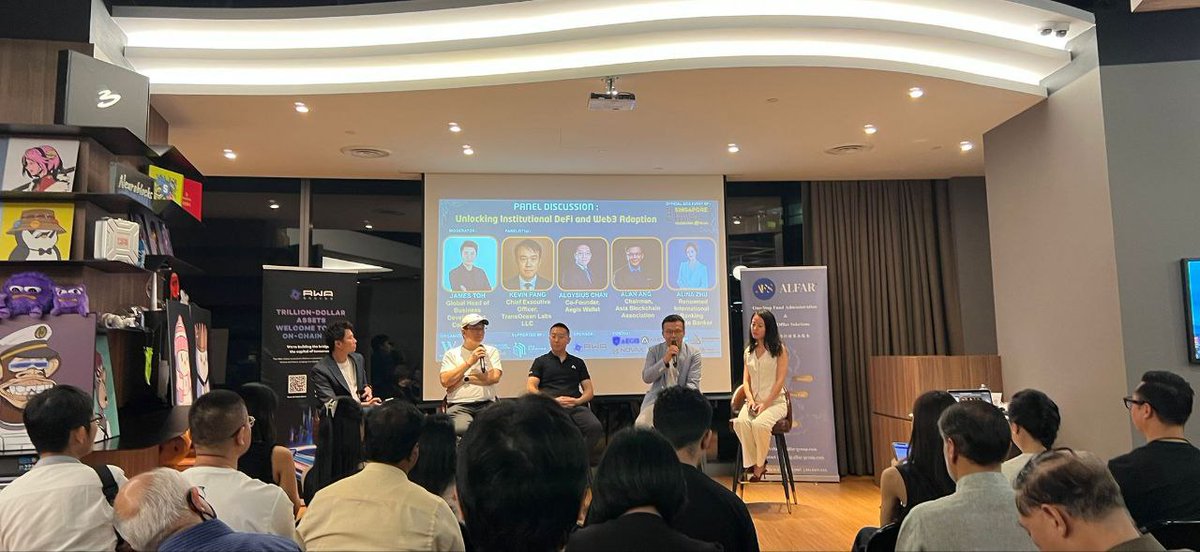 01 CAPITAL tweet media